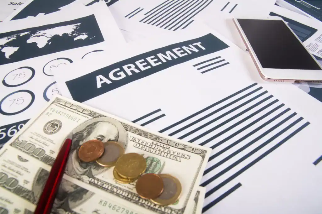 合法 P2P 平台有監管與透明度，詐騙平台多以高利回報誘人